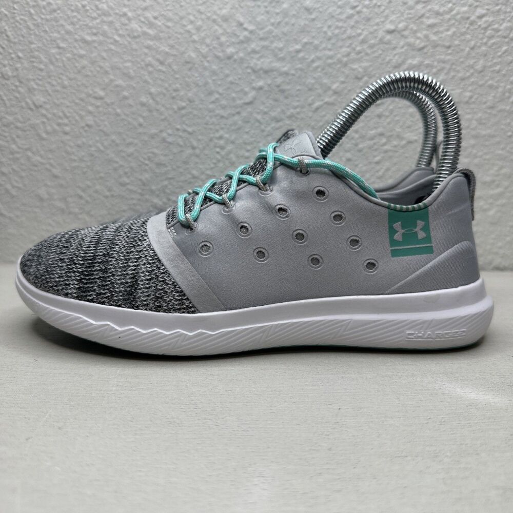Under Armour Womens Charged 24 7 1288348-941 Gray Running Shoes Sneakers Sz 6 - Picture 2 of 7